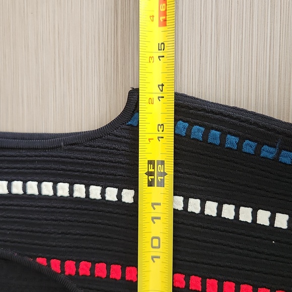 BCBGMAXAZRIA Laure Geometric Knit Jacquard Peplum Top - Picture 9 of 17